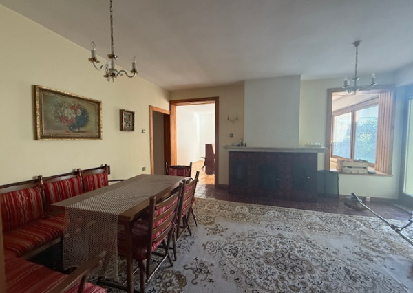 Rodinný dom 5 izieb, Trnava, Átriová