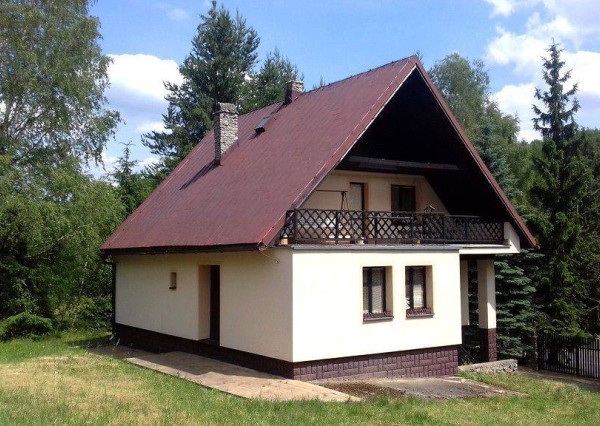 Chalupa v krásnom prostredí, Valaská Belá