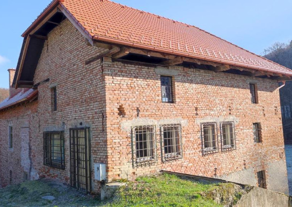 Investičná príležitosť-historický  mlyn v rekonštrukcii, Podkylava