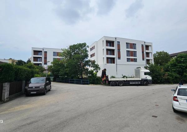 PREDAJ 3i BYT 69,3 m² balkón 5m² novostavba *holobyt* BANKA