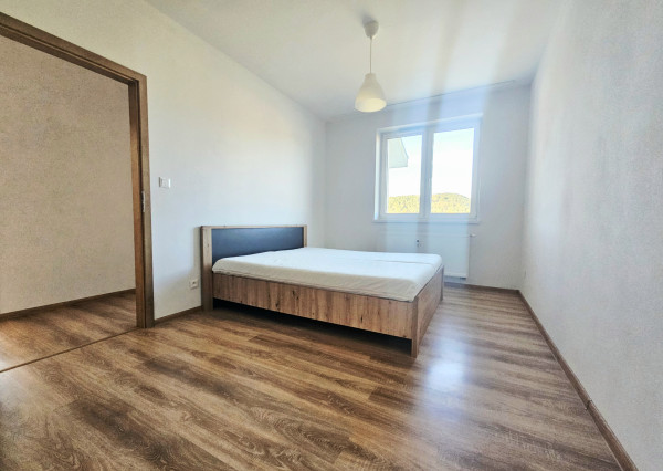 3 izbový byt v obci Motešice + parkovacie miesto