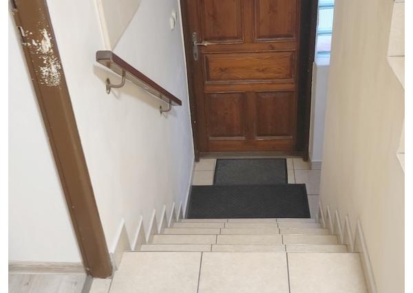 Prenájom priestorov schválených na služby 13m2 Piešťany