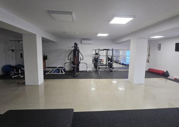 Na kúpu obchodný priestor, Bratislava, cca 200 m², hotovosť