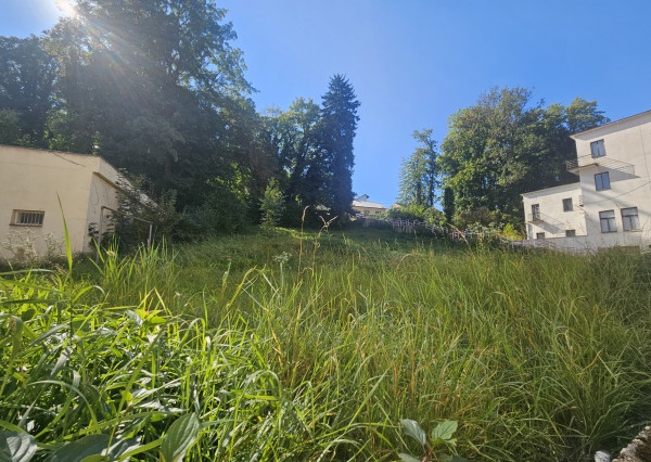 Komerčný pozemok v kúpeľnom  meste Trenčianske Teplice