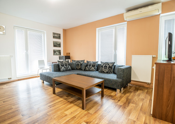 Na prenájom 2-izbový byt, 47 m², Odborárska ul., ihneď voľný