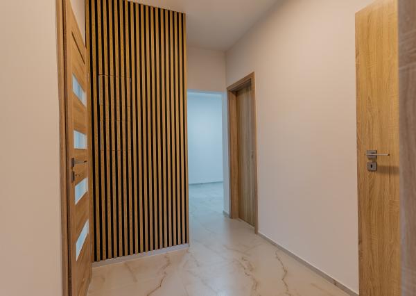 3-izbový byt + balkón, 76 m², Jána Smreka, DNV, kúpou voľný