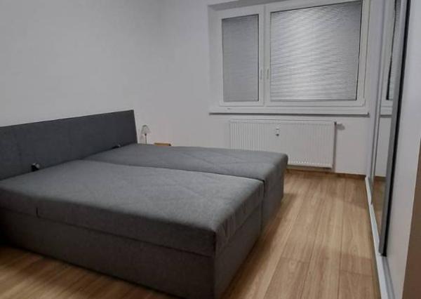 Prenájom 2 izbového bytu v novostavbe, Dubnica nad Váhom, 66 m2