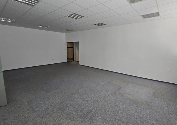 Kancelária 70 m² (50m2 + 20m2) na prenájom - Piešťany, Vajanského