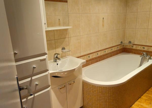 Prenájom  3,5 izbového rodinného domu Paláriková , Dubnica nad Váhom 