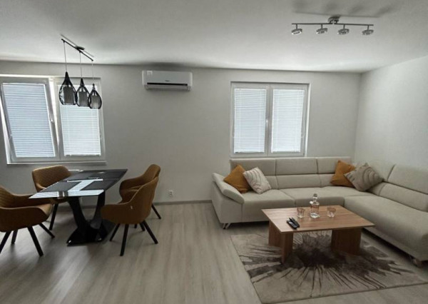 Luxusný 3 izbový mezonetový byt v UrbanParku (105 m2)-Trenčín