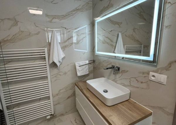 Luxusný 3 izbový mezonetový byt v UrbanParku (105 m2)-Trenčín