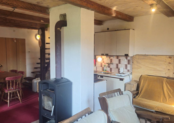 Rekreačná 2 podlažná chata v obci Čavoj-Krpelance