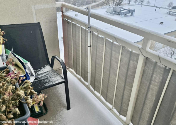 Praktický 1 izbový byt s balkónom a  nerušeným výhľadom, ideálny na investíciu aj prvé bývanie, Piešťany