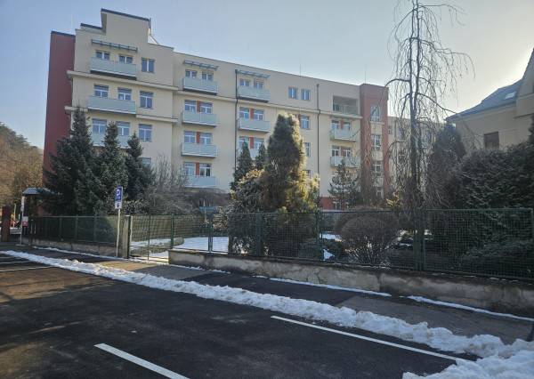 2 izbový byt v novostavbe v kúpeľnom meste Trenčianske Teplice