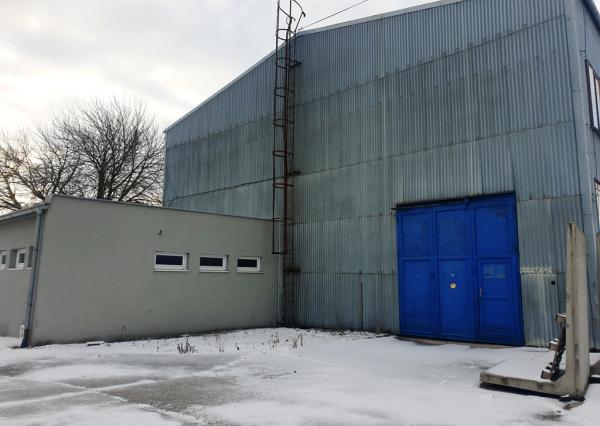 Priemyselný objekt 8000 m2 s halou 991 m2 - Tr. Bohuslavice