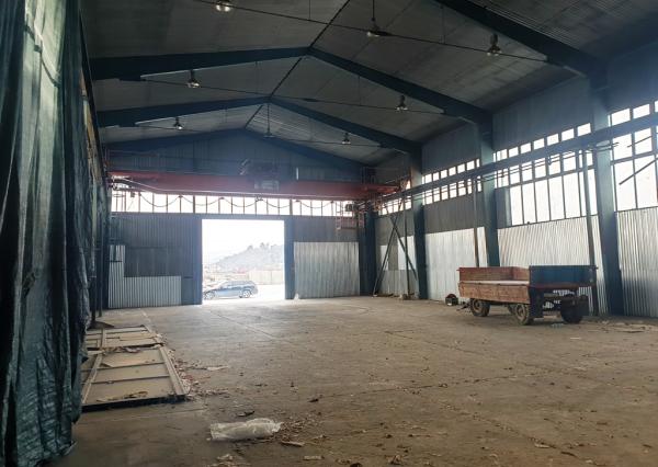 Priemyselný objekt 8000 m2 s halou 991 m2 - Tr. Bohuslavice