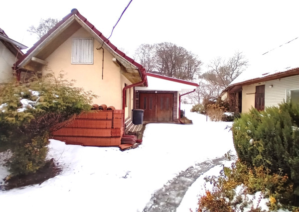 Rodinný dom, Nemšová časť Ľuborča, pozemok 1064 m2