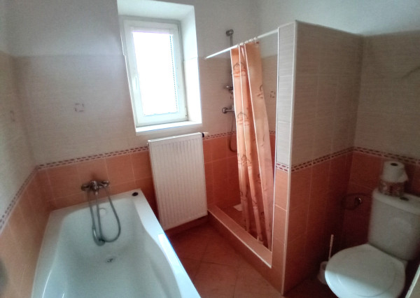 Rodinný dom, Nemšová časť Ľuborča, pozemok 1064 m2