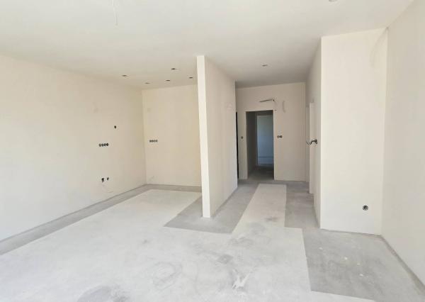 NOVOSTAVBA 4-IZBOVÉHO BUNGALOVU LEN 7 KM OD PIEŠŤAN – SOKOLOVCE