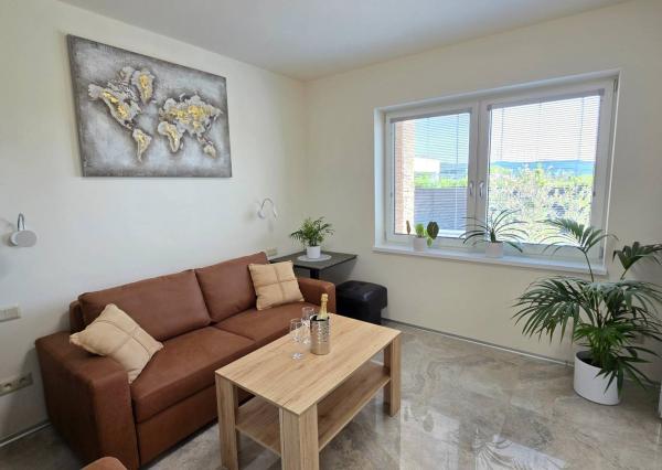 NOVOSTAVBA 4-IZBOVÉHO BUNGALOVU LEN 7 KM OD PIEŠŤAN – SOKOLOVCE