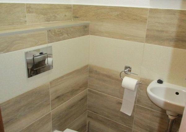 REZERVOVANÉ! Prenájom veľký 2 izbový byt 67m2 s dvomi balkónmi Nitra