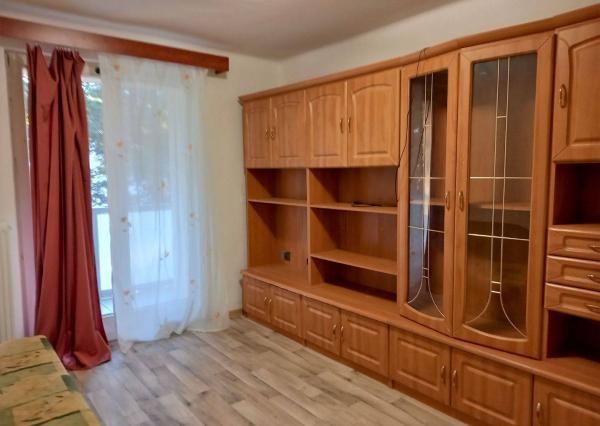 Prenájom pekný 2-izbový byt 53m2 + balkón, Nové Mesto nad Váhom