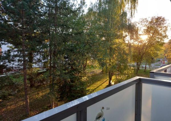 Prenájom pekný 2-izbový byt 53m2 + balkón, Nové Mesto nad Váhom