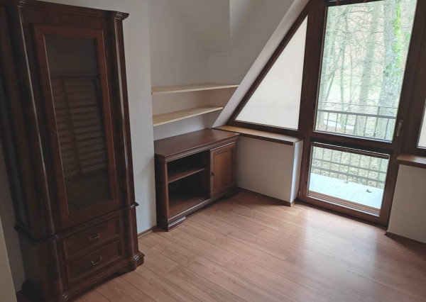 Murovaná chata v rekreačnej oblasti , Moravany nad Váhom - Výtoky