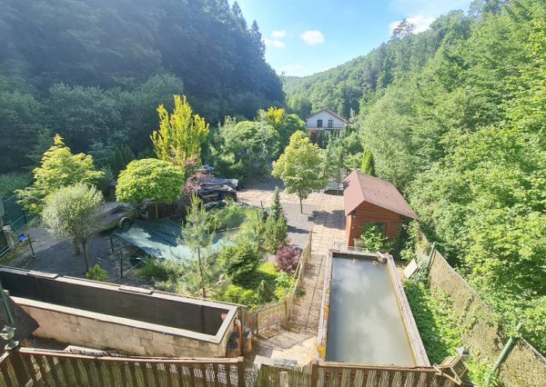 Murovaná chata v rekreačnej oblasti , Moravany nad Váhom - Výtoky