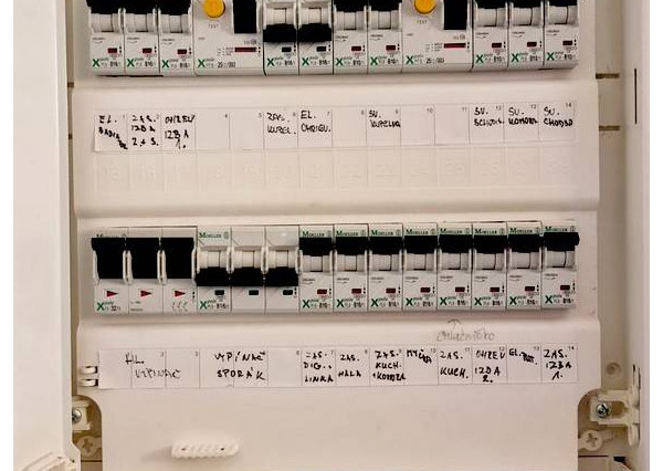 Murovaná chata v rekreačnej oblasti , Moravany nad Váhom - Výtoky