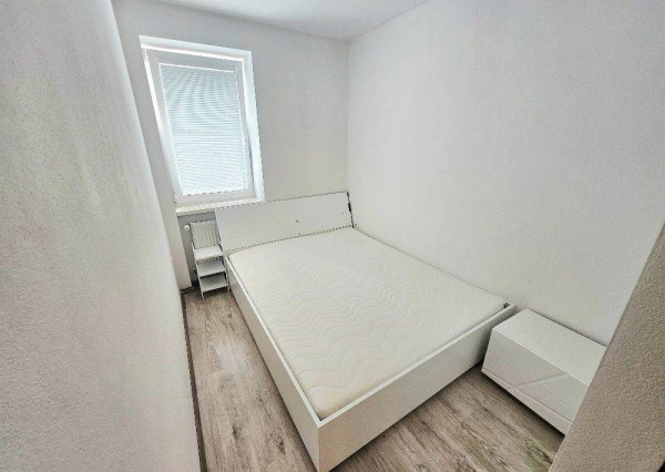 PRENÁJOM 2 IZBOVÝ BYT /54 M2/ SEVER/ BALKÓN /PIVNICA