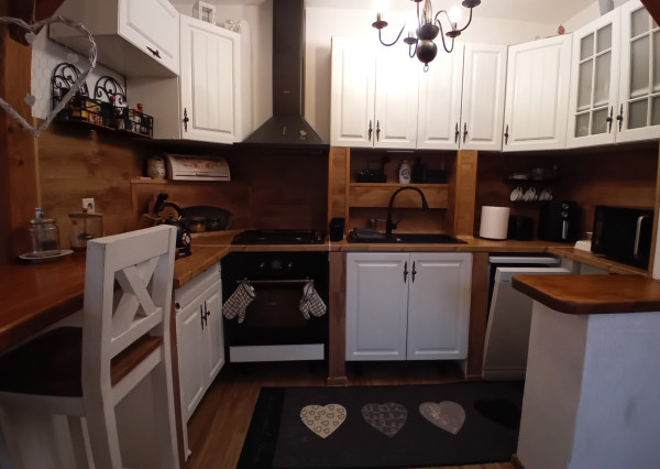 Rodinný dom, Vršatské Podhradie, okres Ilava