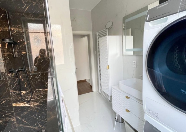 Veľkorysý 3 izbový byt 87m2 po rekonštrukcii, Wiener Neustadt