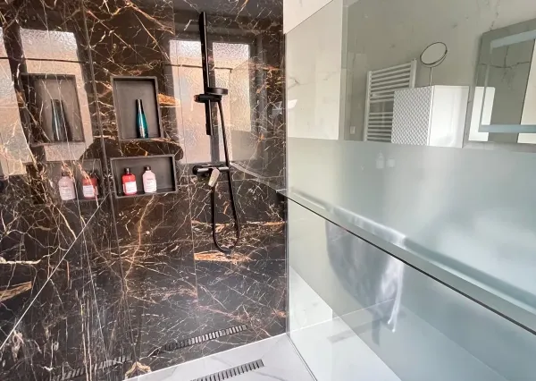 Veľkorysý 3 izbový byt 87m2 po rekonštrukcii, Wiener Neustadt