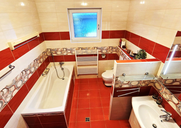 Iba u nás:  Na predaj Zariadený Hotový BUNGALOV bez kompromisov | pri Piešťanoch (6 km)