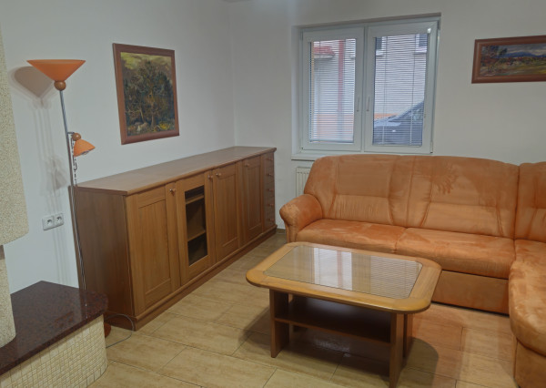 Prenájom  3,5 izbového rodinného domu Paláriková , Dubnica nad Váhom 