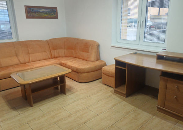 Prenájom  3,5 izbového rodinného domu Paláriková , Dubnica nad Váhom 