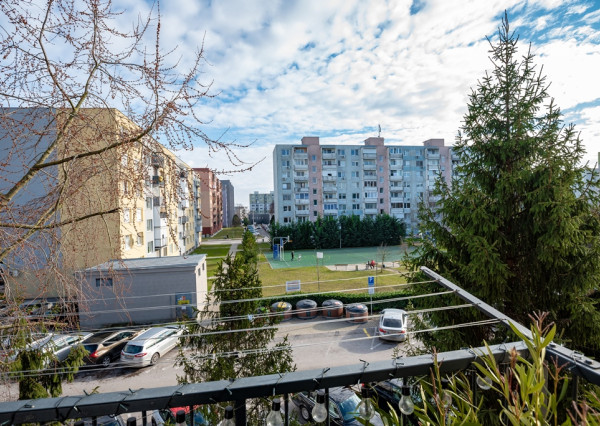 Na predaj 3-izbový byt s balkónom, 75 m², Cintorínska ulica, Šaľa - Veča