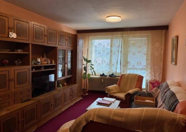 Predám 3 izbový byt Ilava, SNP - 80 m2