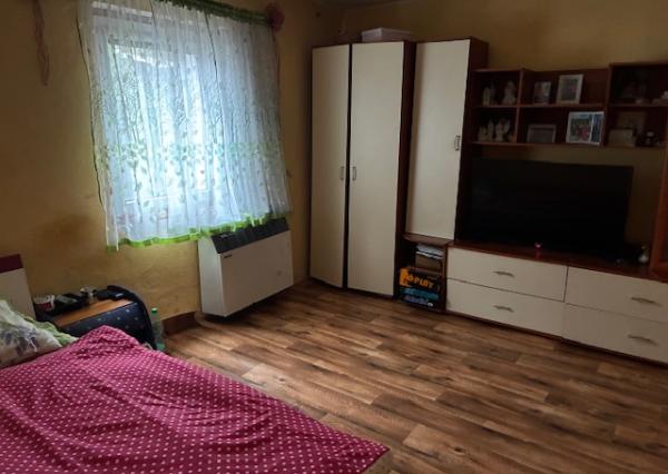 Predám Rodinný dom Červený Kameň, pozemok 340 m2