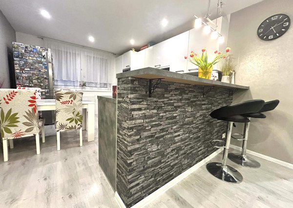 Exkluzívne: Zariadený 4-izbový byt po KOMPLETNEJ rekonštrukcii | Piešťany