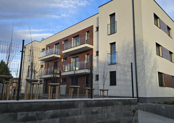 3 IZB BYT 69,29m² + balkón 5 m², novostavba *holobyt* BANKA