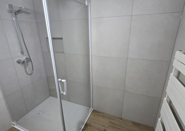 3i BYT 70m² balkón 5m², garáž + parkovacie miesto, novostavba BANKA
