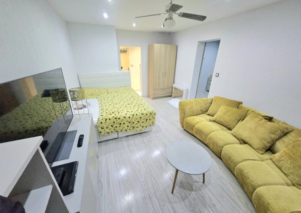 2 izbový byt Bánovce nad Bebravou / CENTRUM/ LOGGIA / PIVNICA