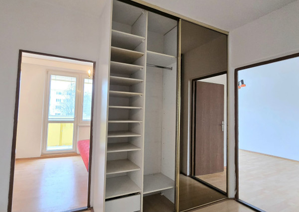 Exkluzívne: Predaj 4 izbový byt Piešťany – Sídlisko Juh, 84 m², balkón, 2. poschodie