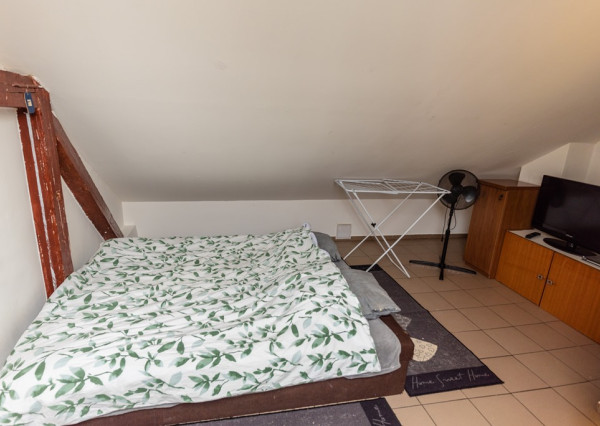 Na prenájom izba v RD - Padlých hrdinov, Bratislava II. ihneď voľná