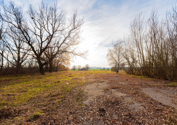 Predaj investičného pozemku - Stupava – extravilán-13 804 m²