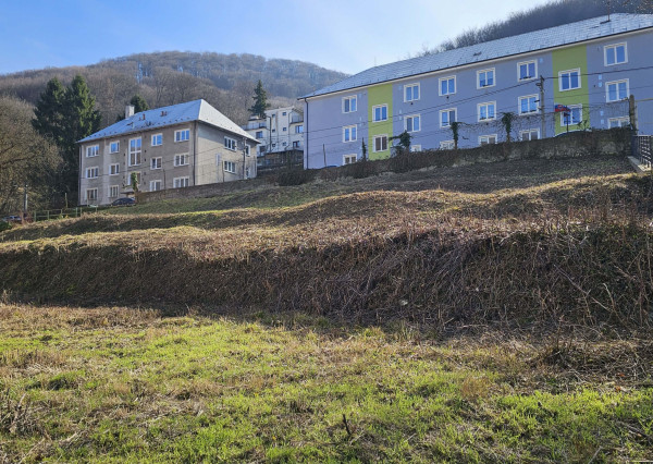 Exkluzívny investičný pozemok Trenčianske Teplice, 1244m2