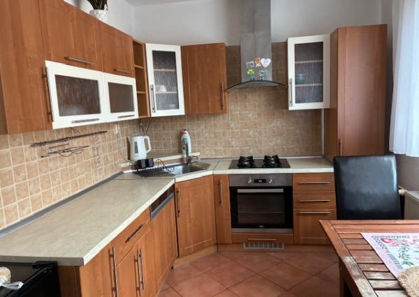 Predám 3 izbový byt Považská Bystrica - SNP, 79 m2