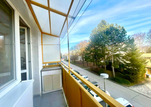 REZERVOVANE! Exkluzívne: Predaj 4 izbový byt Piešťany – Sídlisko Juh, 84 m², balkón, 2. poschodie